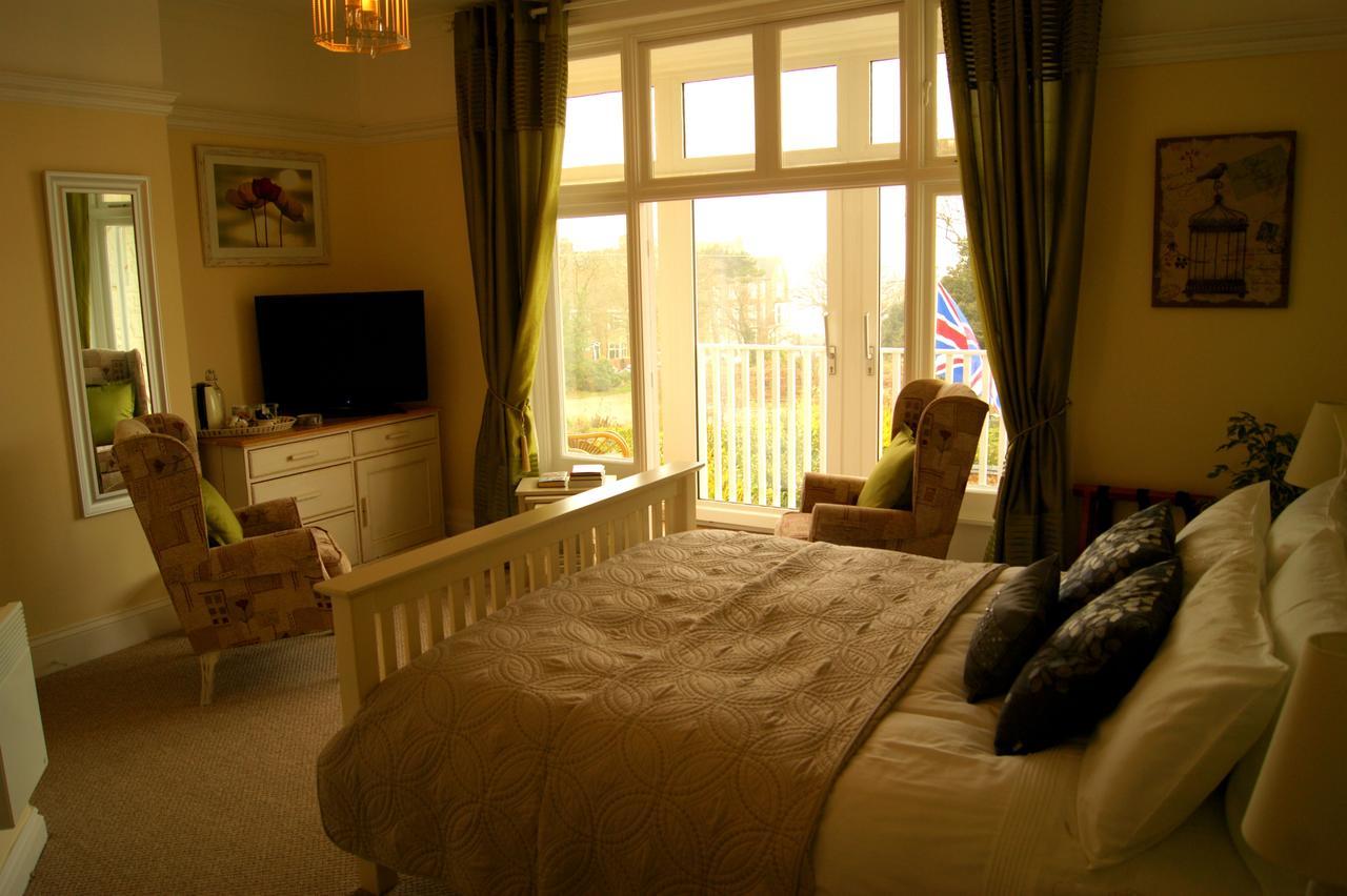 Sunset Guest House Hunstanton Εξωτερικό φωτογραφία A bedroom at the hotel